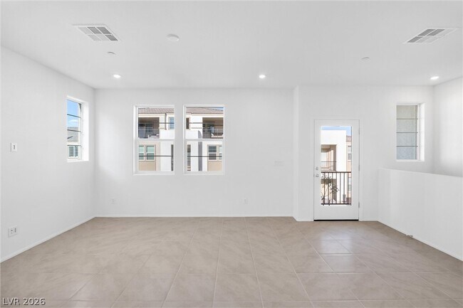 Foto del edificio - 6168 Gdn Crst St
