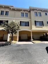 Building Photo - 5238 W Kennedy Blvd