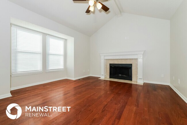 Building Photo - 19204 E 31st Terrace Dr S