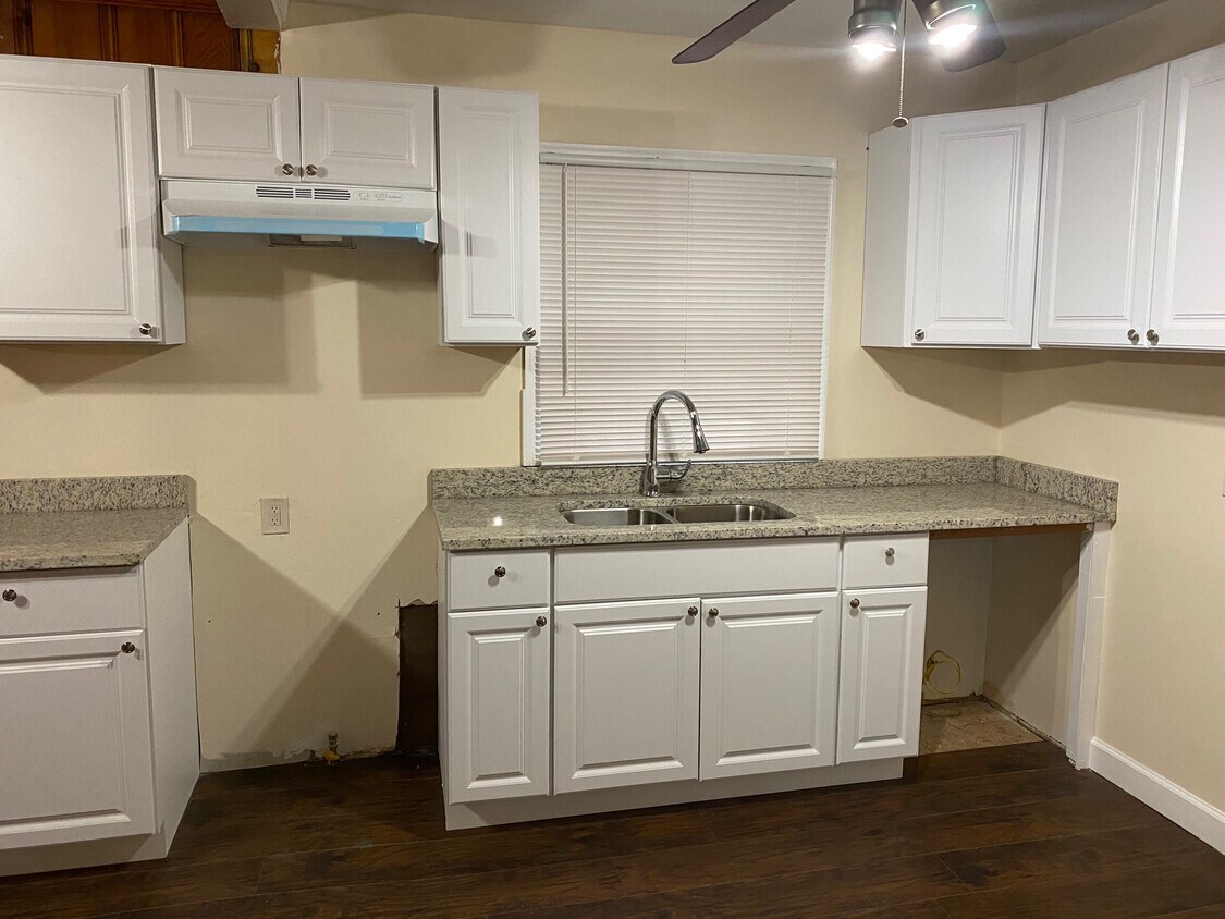 1231 Meriwether St, Griffin, GA 30224 House Rental in Griffin, GA