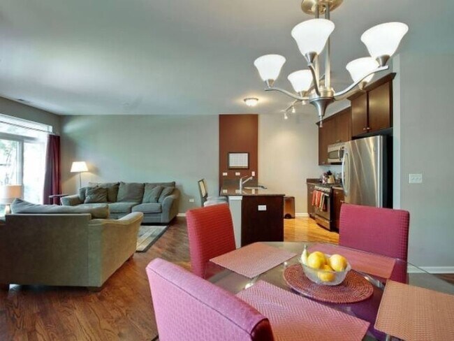 Foto del edificio - 1451 S Halsted St