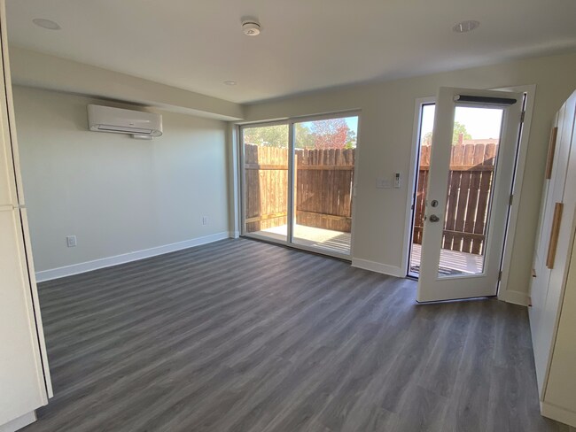 Foto del edificio - 6228 Syracuse Ln