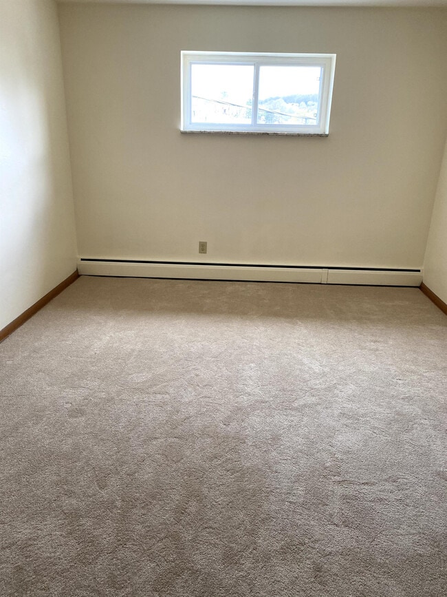 100 3rd Ave Unit 5, Carnegie, PA 15106 Apartment for Rent in Carnegie