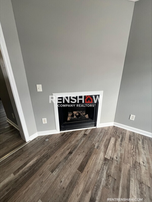 Building Photo - 161 Cloverdale St