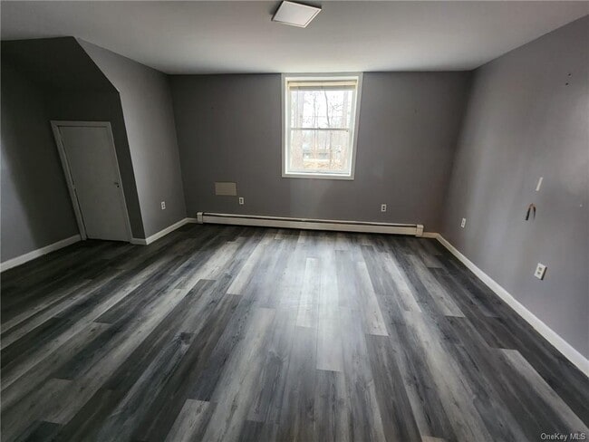 Building Photo - 6 Belle Ct