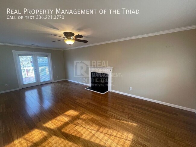 Building Photo - Beautiful 3bd/2.5ba 2 story home in Reedy ...