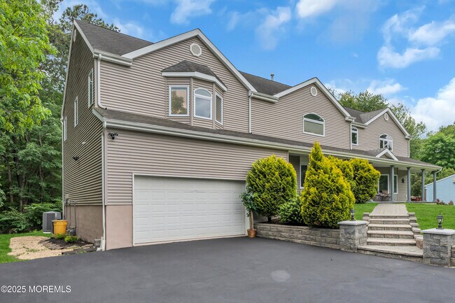 Building Photo - 352 Leesville Rd