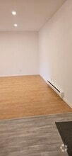 Building Photo - 7110 Rainbow Dr