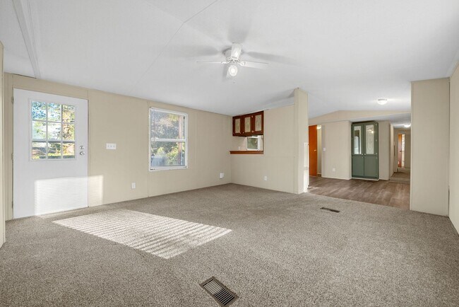 Foto del edificio - 1845 Evans Rd