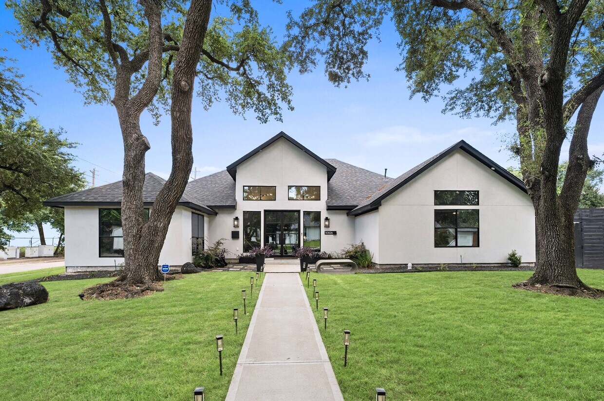 Foto principal - 10826 Moonlight Dr