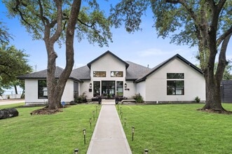 Building Photo - 10826 Moonlight Dr