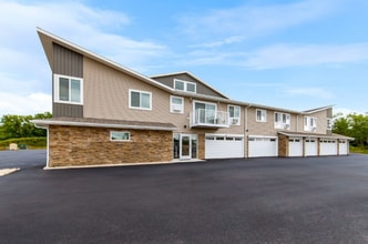 Building Photo - 352 Deschane Ave