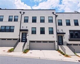 Building Photo - 860 Stonehill Ln