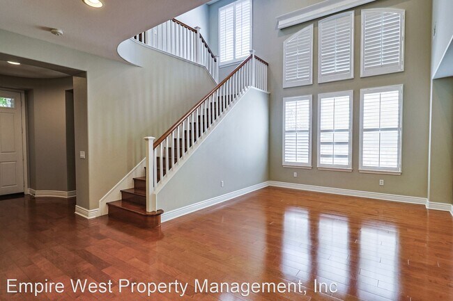 Foto del edificio - 5 br, 3 bath House - 28115 De La Vina Way