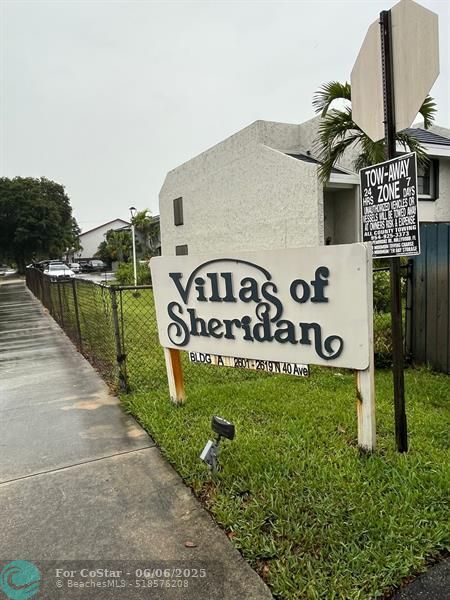 Foto del edificio - 2617 N 40th Ave