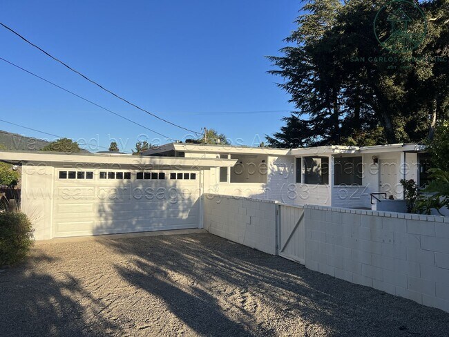 Building Photo - Refreshed Three Bedroom Carmel Valley Vill...