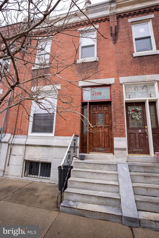 Building Photo - 2119 S 13th St