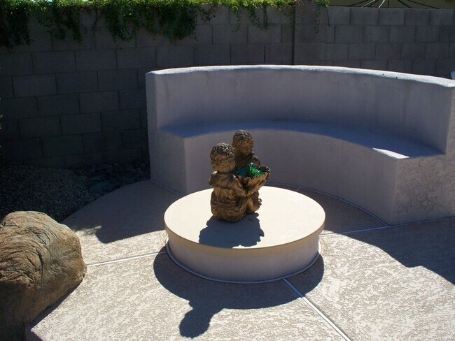 Foto del edificio - Coventry Estate - 3 Bed, 2 Bath