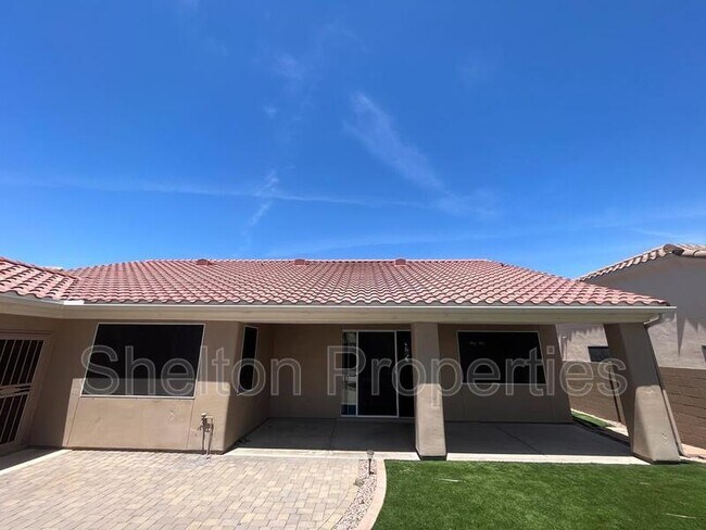 Foto del edificio - 13139 W Granada Rd