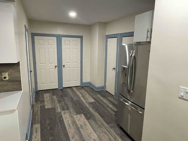 Foto del edificio - 1075 E 93rd St