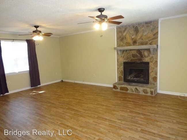 Foto del edificio - 3 br, 2 bath House - 4072 Melrose Drive