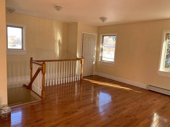 Building Photo - 2021 Lafayette Ave