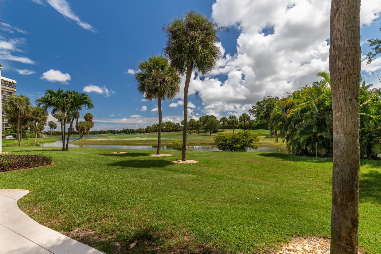 Foto principal - 2451 Presidential Way
