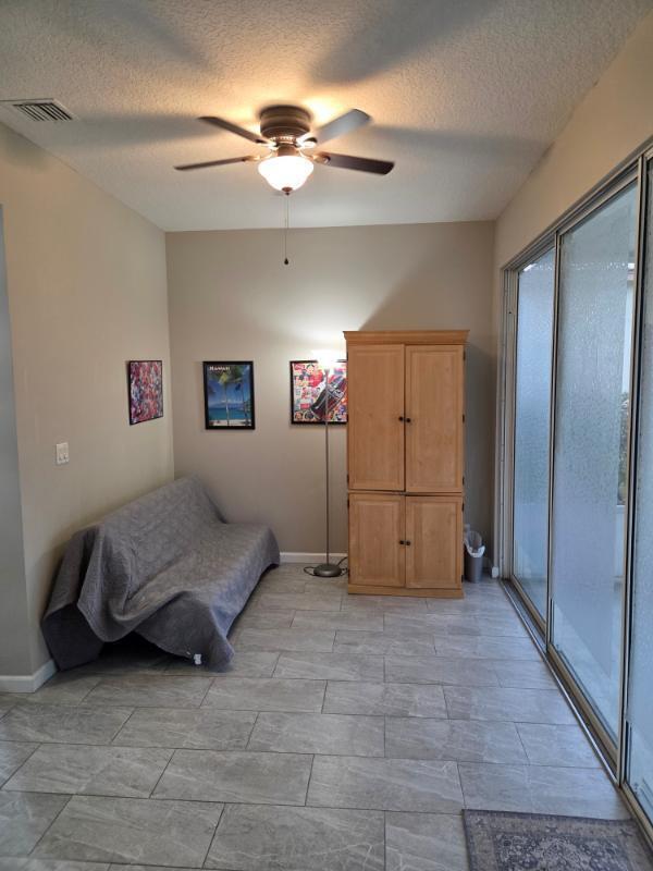 Foto del edificio - 2724 Pointe Cir