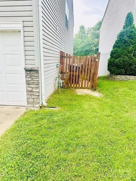 Building Photo - 3609 McDuff Ct