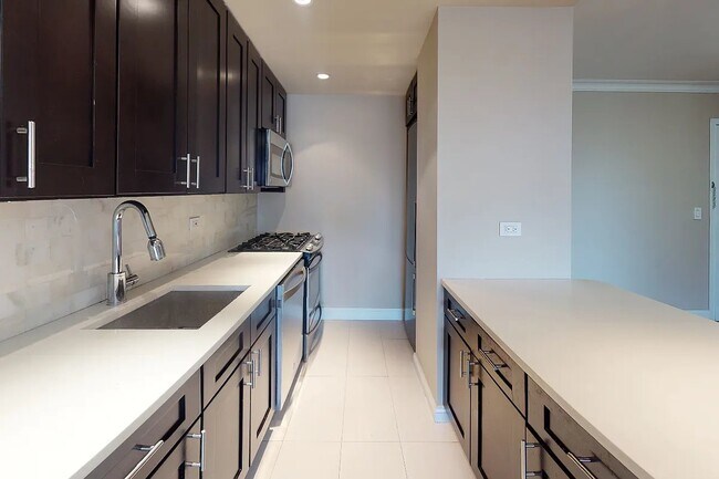 Building Photo - Urban Elegance: Chic Tribeca Apartments Em...