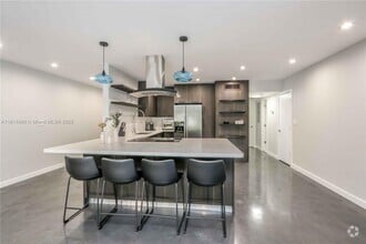 Building Photo - 16424 Briar Patch Pl