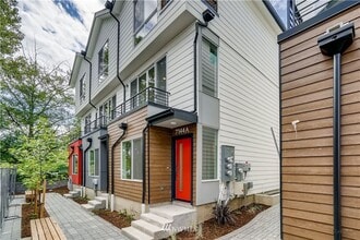 Building Photo - 7122 Beacon Ave S