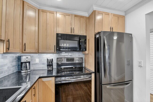 Foto del edificio - 1502 S Lakeside Dr