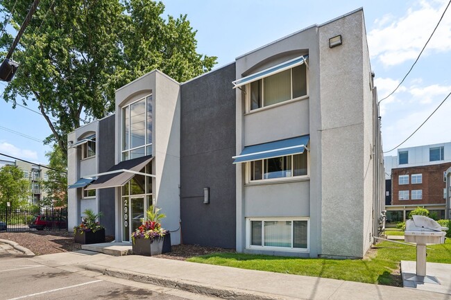Interior Photo - Uptown Square Apartments