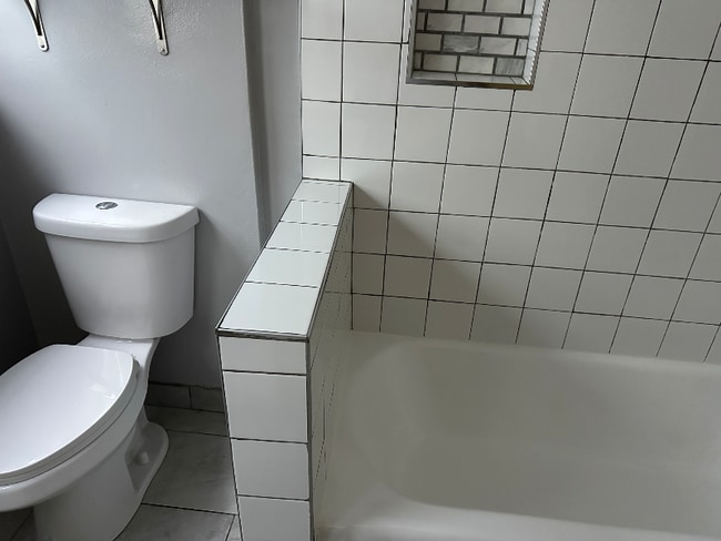 Foto del edificio - 4286 Leimert Blvd