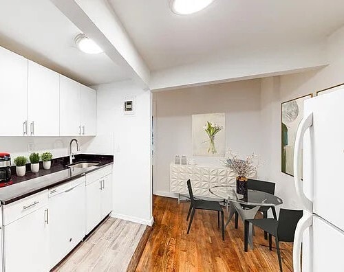 Building Photo - 594 Third Avenue