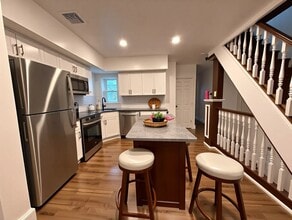 Building Photo - 3856 Terrace St