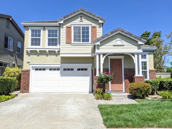 Primary Photo - 4 bedroom in Hercules CA 94547