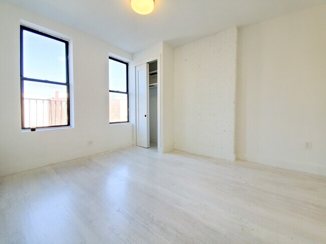Foto del edificio - 750 Washington Ave