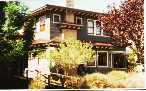 Building Photo - 2808 Benvenue