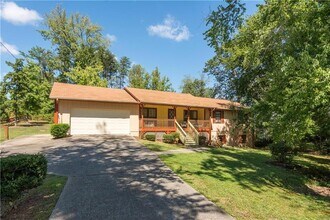 Building Photo - 2139 Groover Rd
