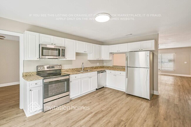 Building Photo - 5919 Ithaca Cir W