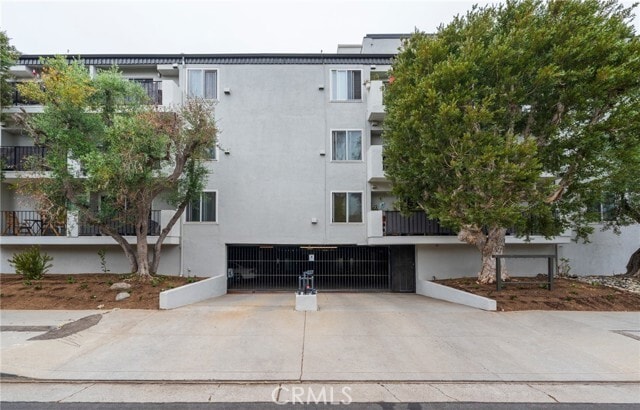 Building Photo - 8163 Redlands St