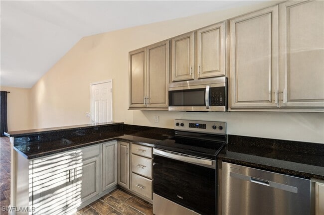 Foto del edificio - 2142 Arbour Walk Cir
