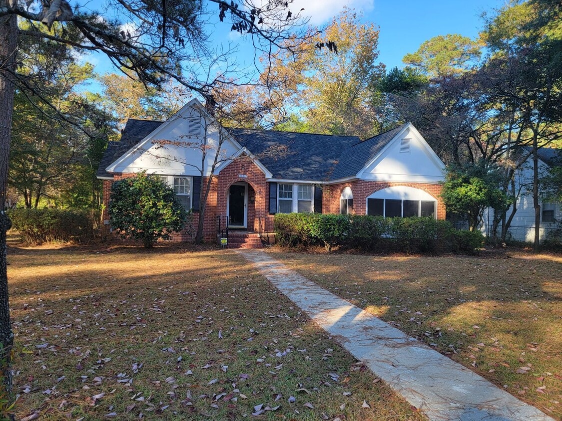 Primary Photo - 3 Bedroom 1.5 bath House Florence!