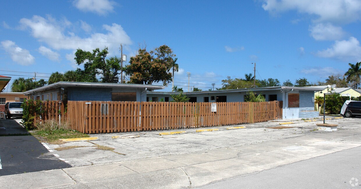 Foto del edificio - 1629 Wilson St
