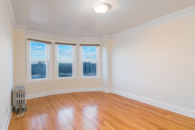 Foto del edificio - 1300 26th Avenue