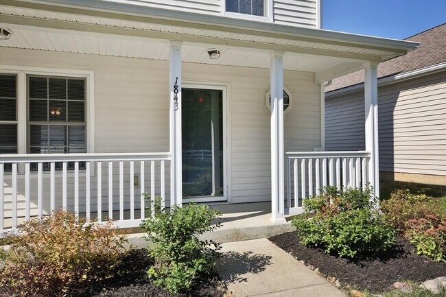 Foto del edificio - 1843 Canopy Ln