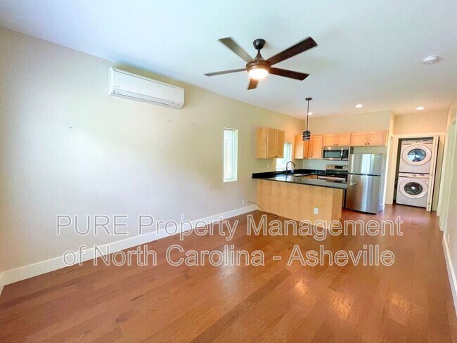 Foto del edificio - 104 Eastville Rd