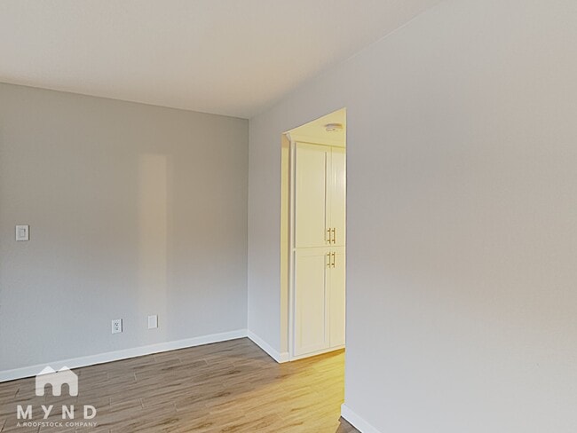 Building Photo - 2336 Villanova Cir